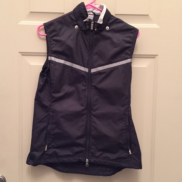 Nike Running or Biking Jacket/Vest Combo - Black - Picture 4 of 9